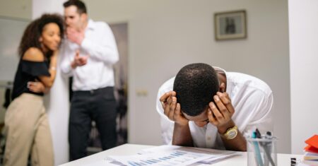 Saúde Mental no Trabalho: Como a Ansiedade Afeta seu Desempenho e Bem-Estar